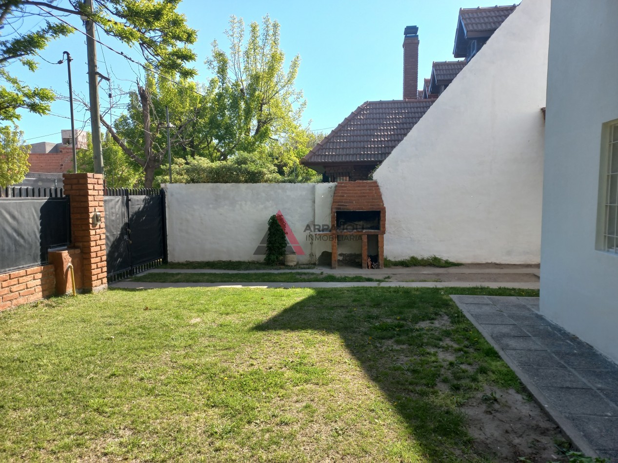 CASA 4 DORM - DON QUIJOTE 500 - NEUQUEN CAPITAL