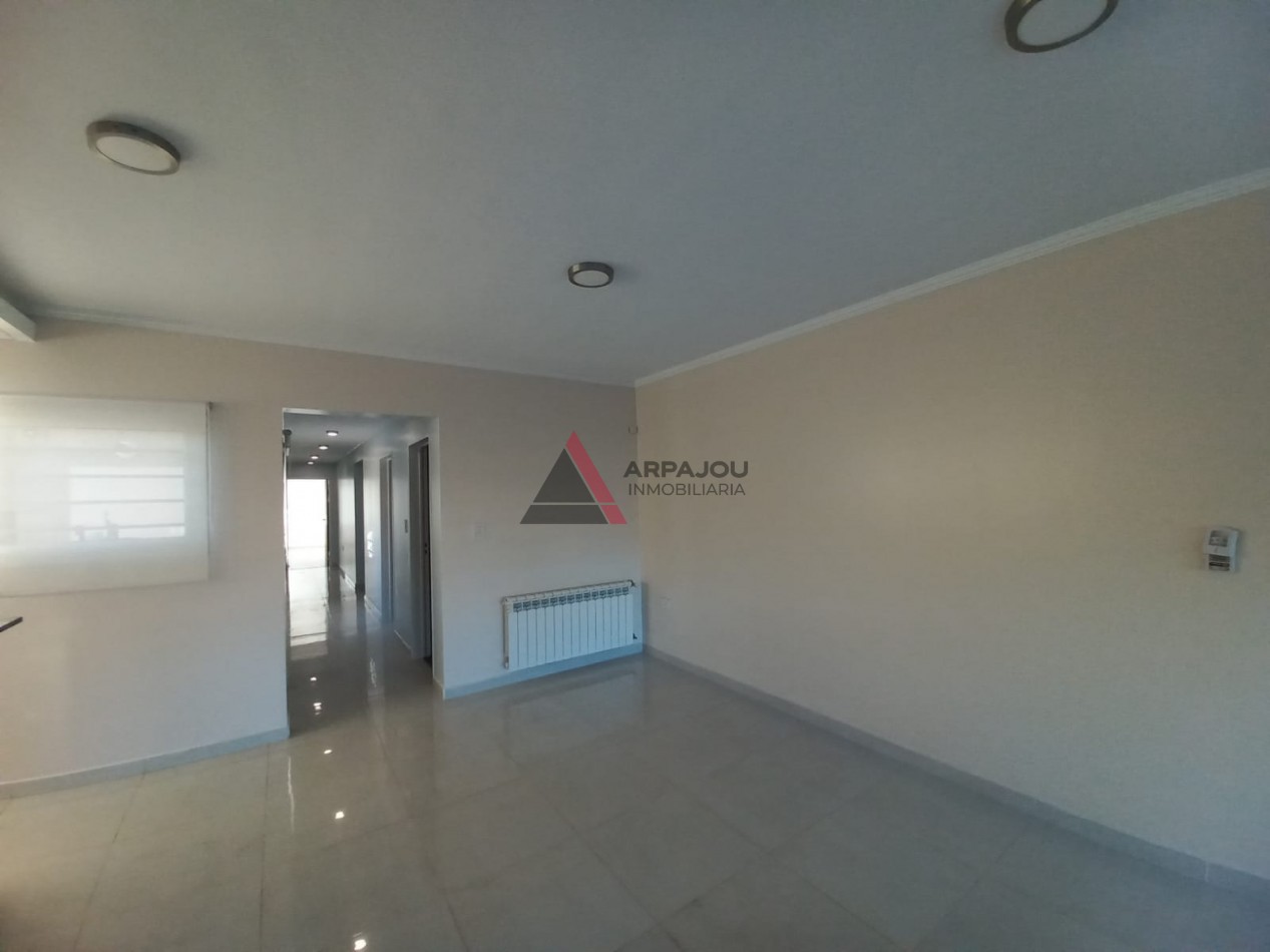 CASA 3 DORM - INMIGRANTES - FERNANDEZ ORO