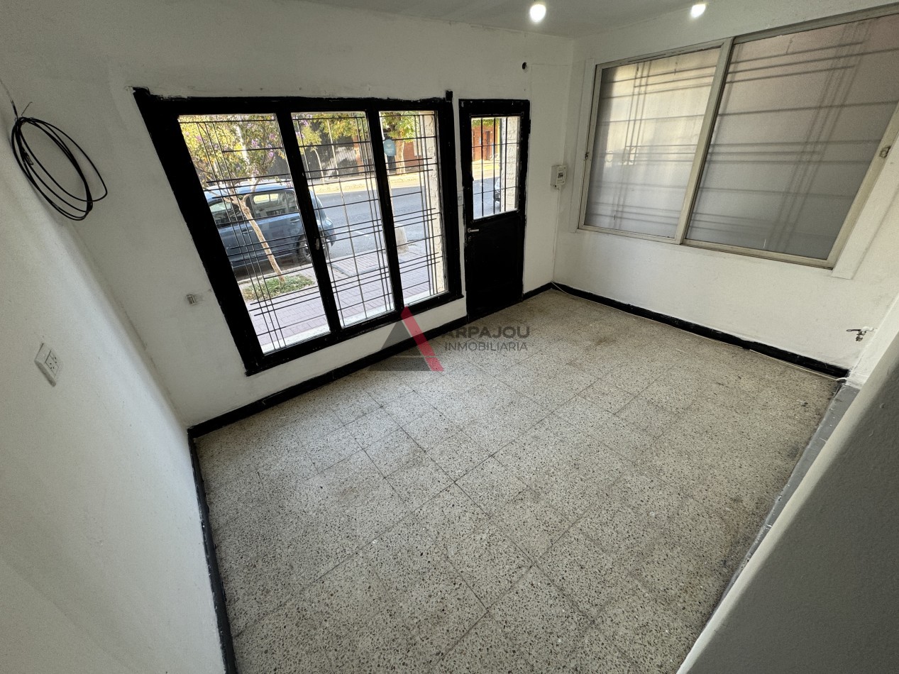 LOCAL COMERCIAL - PERITO MORENO 500 - NEUQUEN CAPITAL