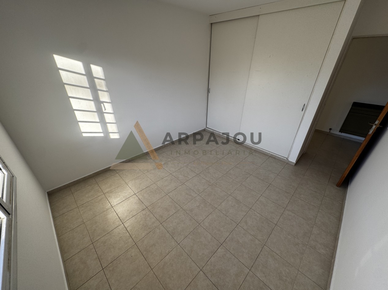 DEPTO 2 DORM - CORRIENTES Y SAN ANTONIO - NEUQUEN