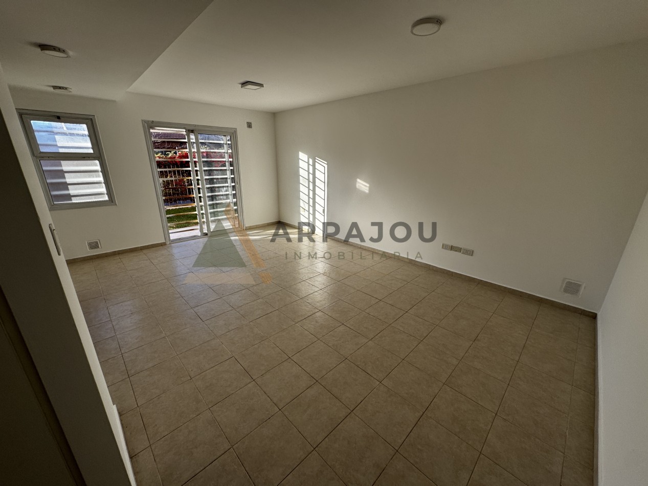 DEPTO 2 DORM - CORRIENTES Y SAN ANTONIO - NEUQUEN