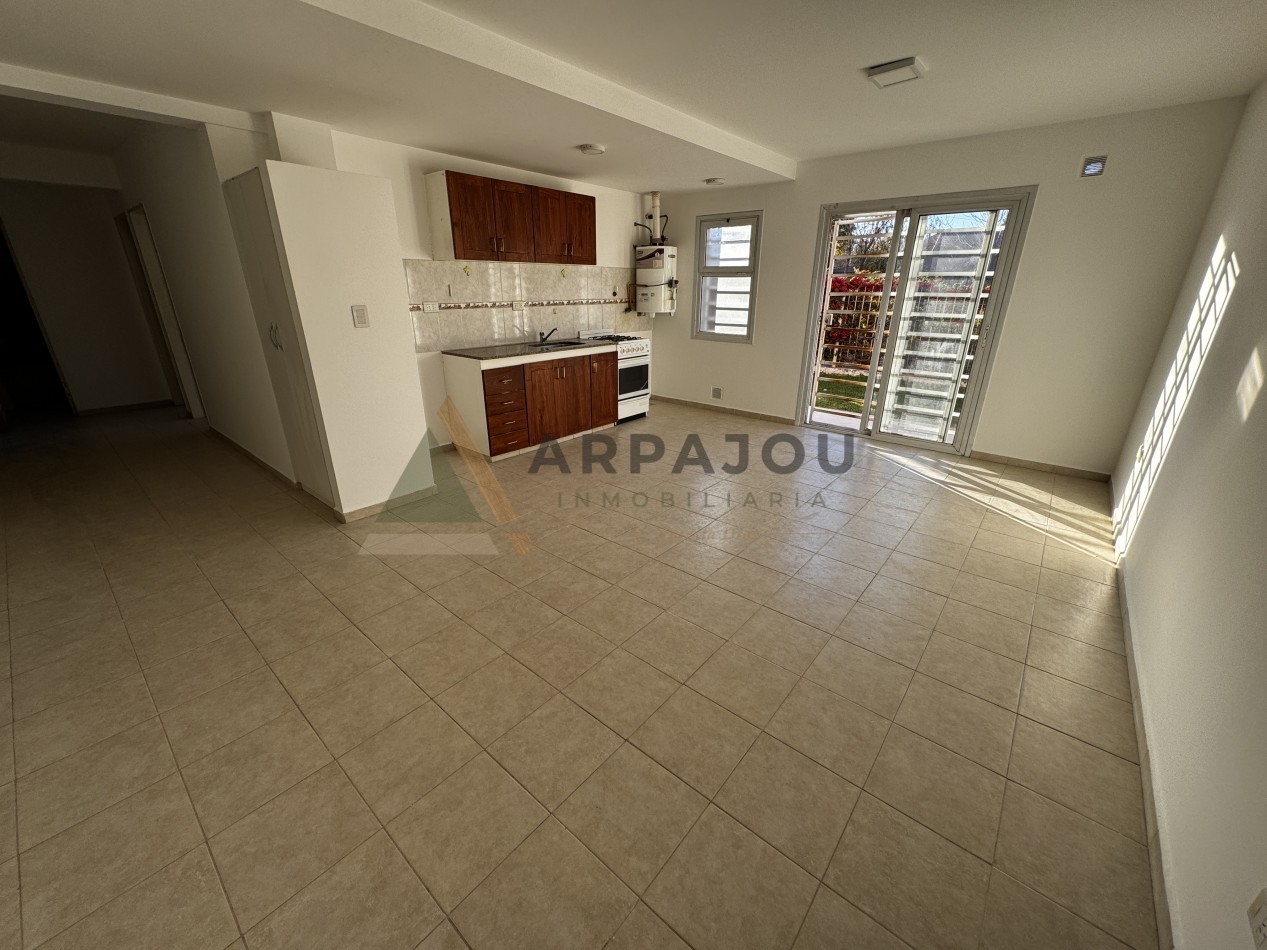DEPTO 2 DORM - CORRIENTES Y SAN ANTONIO - NEUQUEN