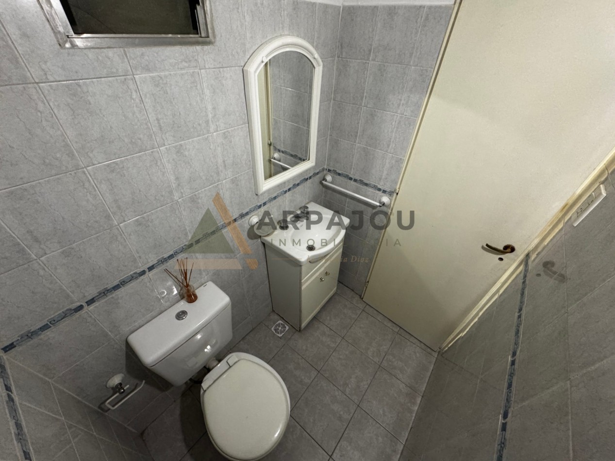 LOCAL COMERCIAL - CARLOS H RODRIGUEZ - NEUQUEN