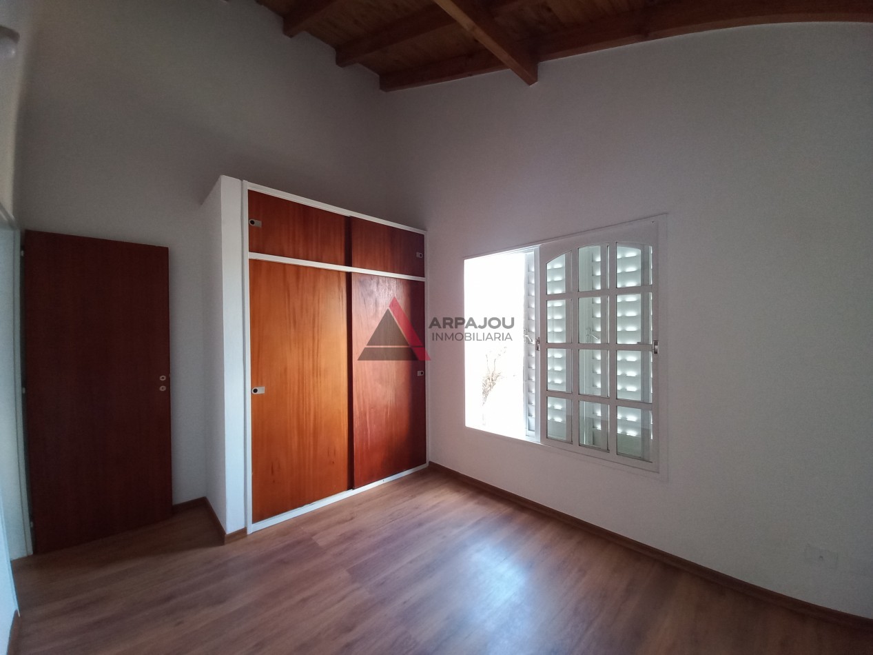 CASA 4 DORM - DON QUIJOTE 500 - NEUQUEN CAPITAL