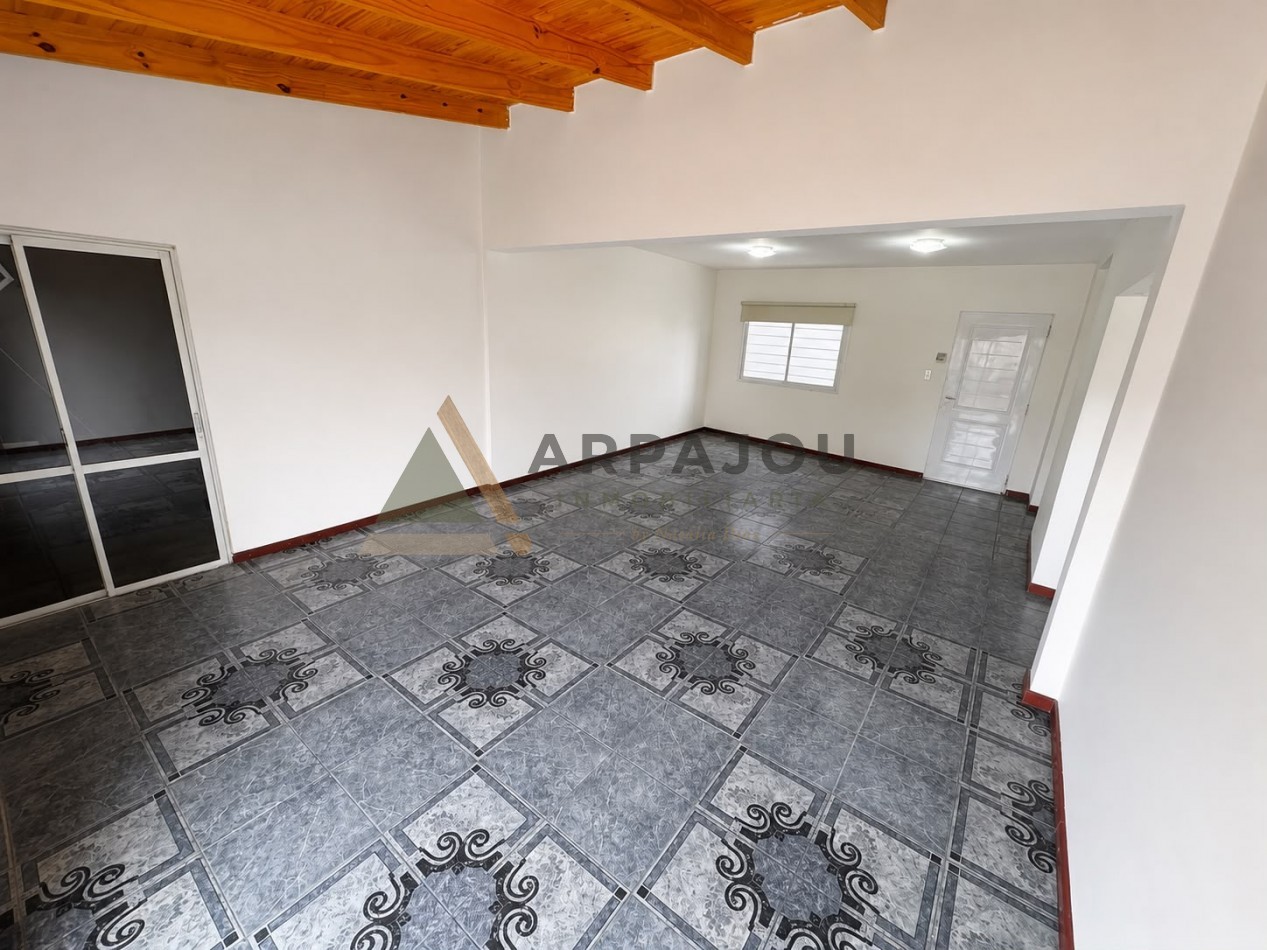 CASA 3 DORM - LAS LILAS - PLOTTIER