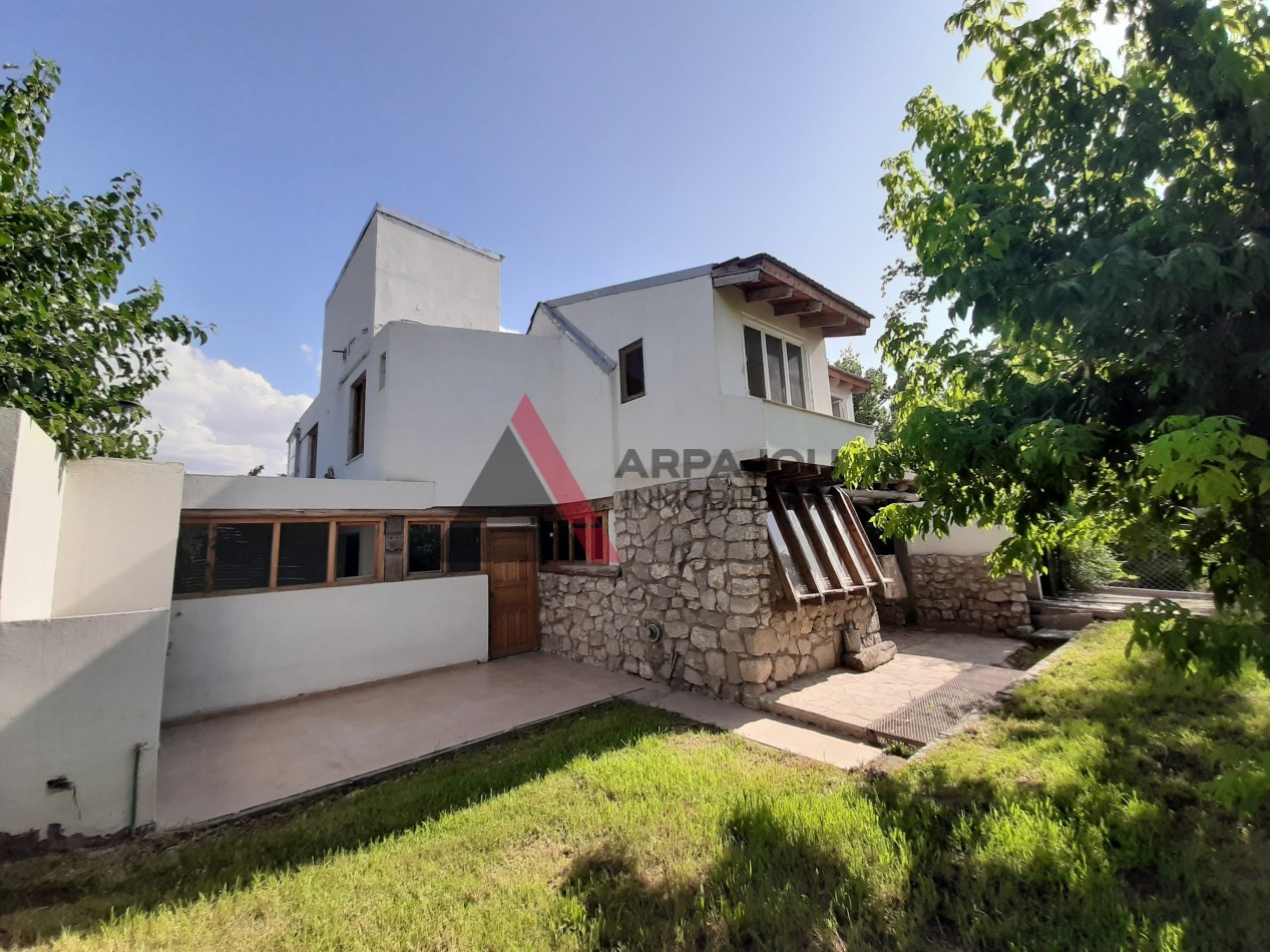 CASA 2 DORM - COSTA RICA 6500 - NEUQUEN CAPITAL