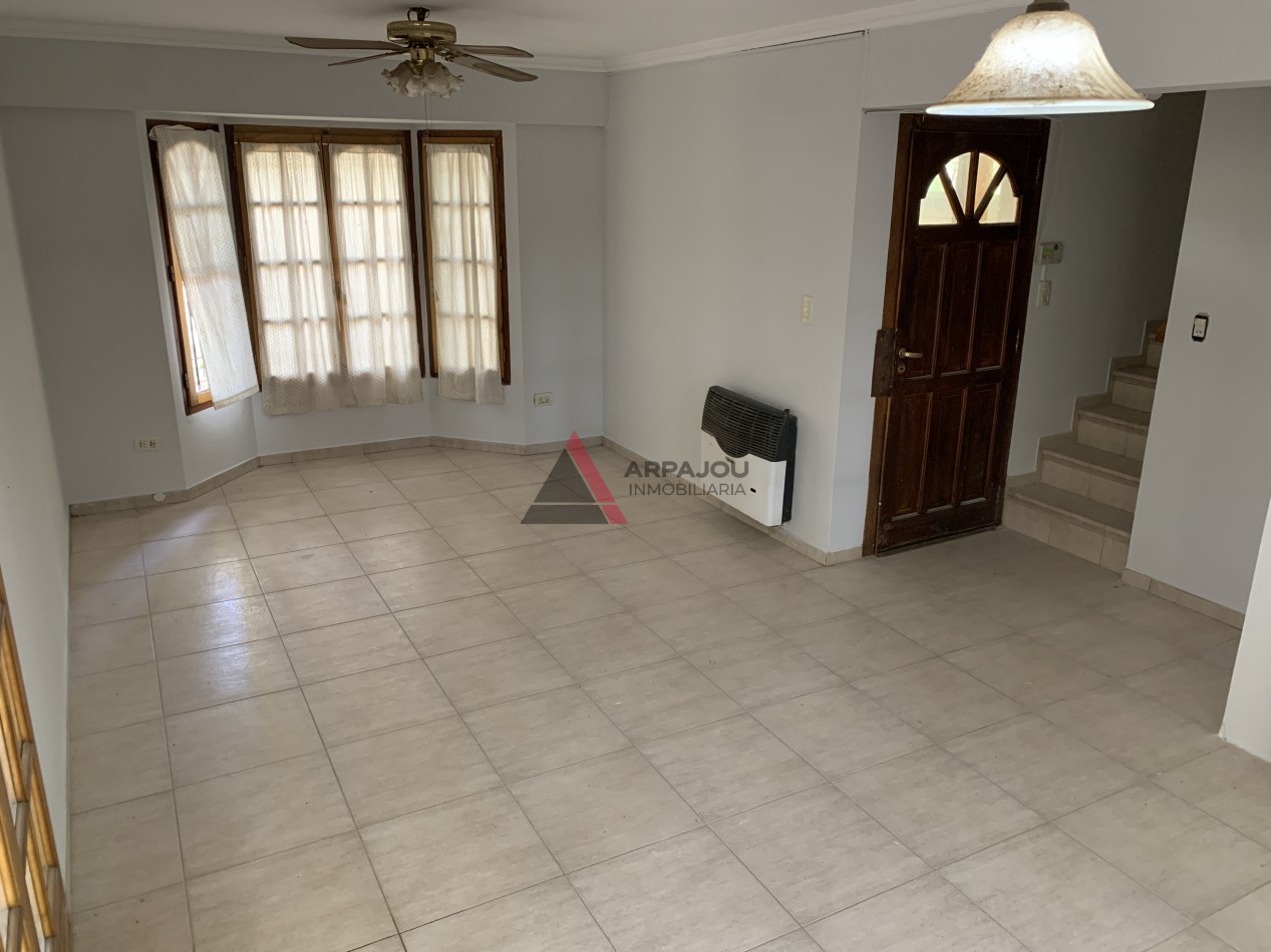 CASA 2 DORM - CANADA 6000 - NEUQUEN CAPITAL