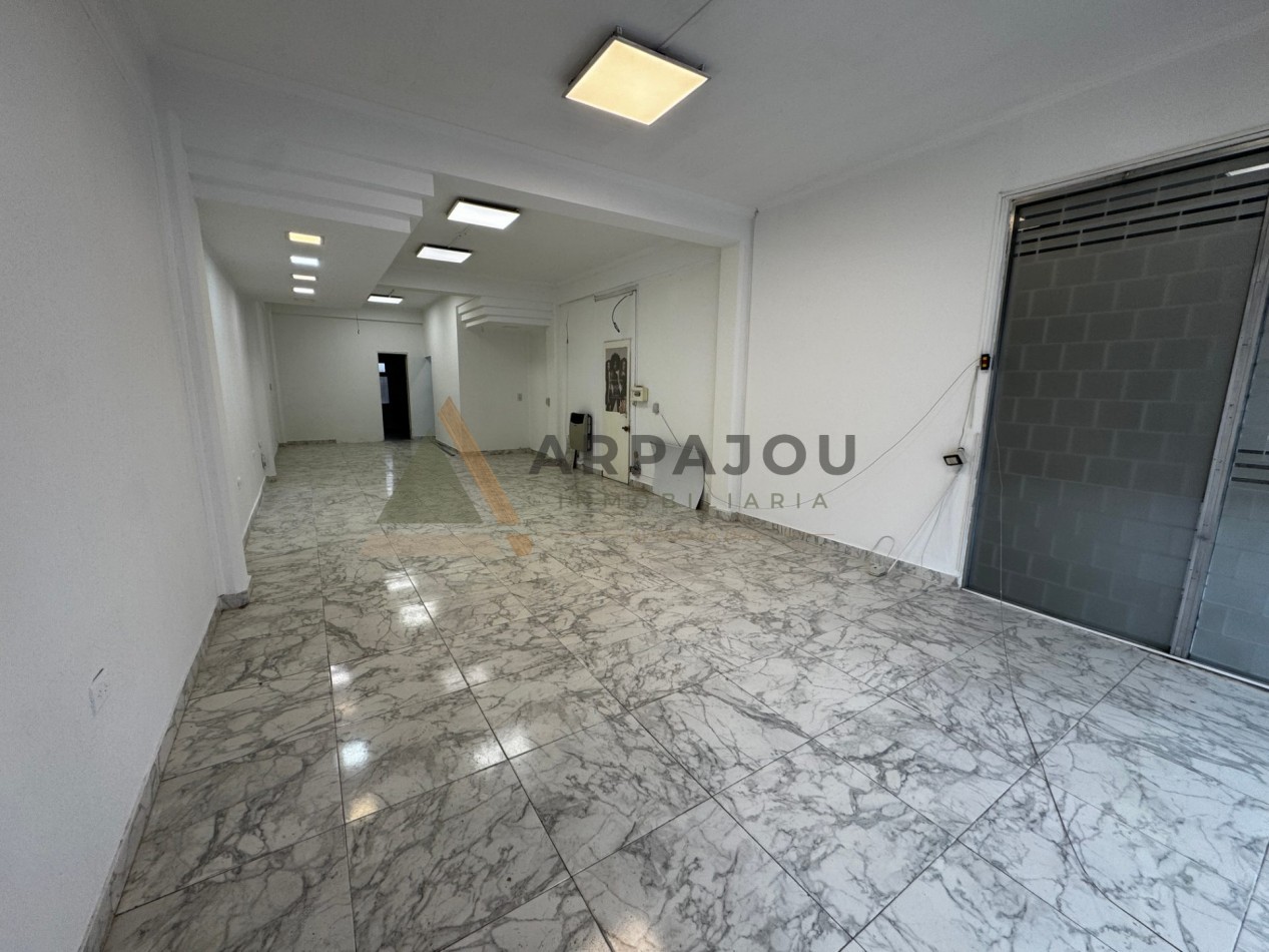 LOCAL COMERCIAL - CARLOS H RODRIGUEZ - NEUQUEN