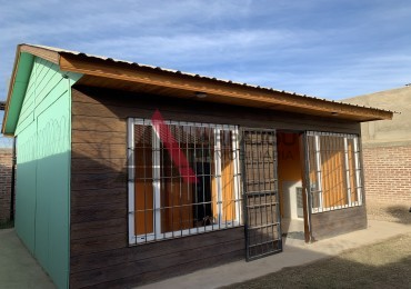  CASA 2 DORM - AV. SAN MARTIN - PLOTTIER